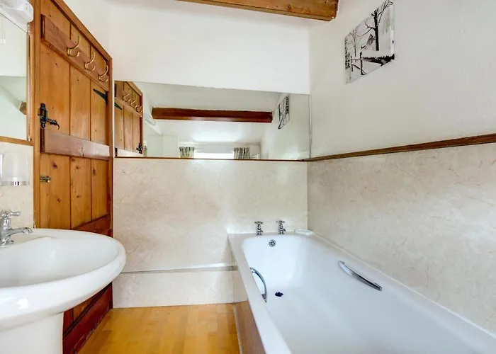 3 Bed In Oc-ds322 * Thwaite